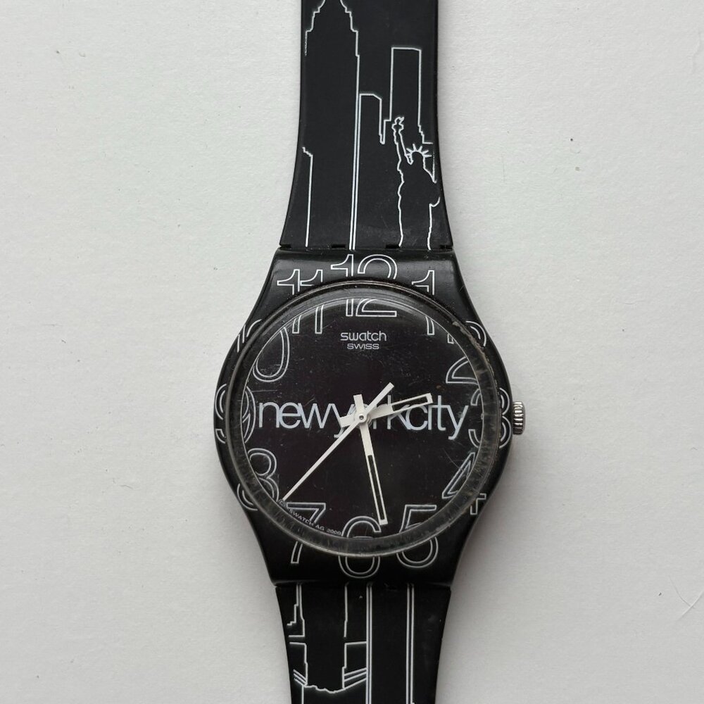 Swatch Watch "Lines in the Sky" Black NYC New York City 2016 GZ209-Women's
